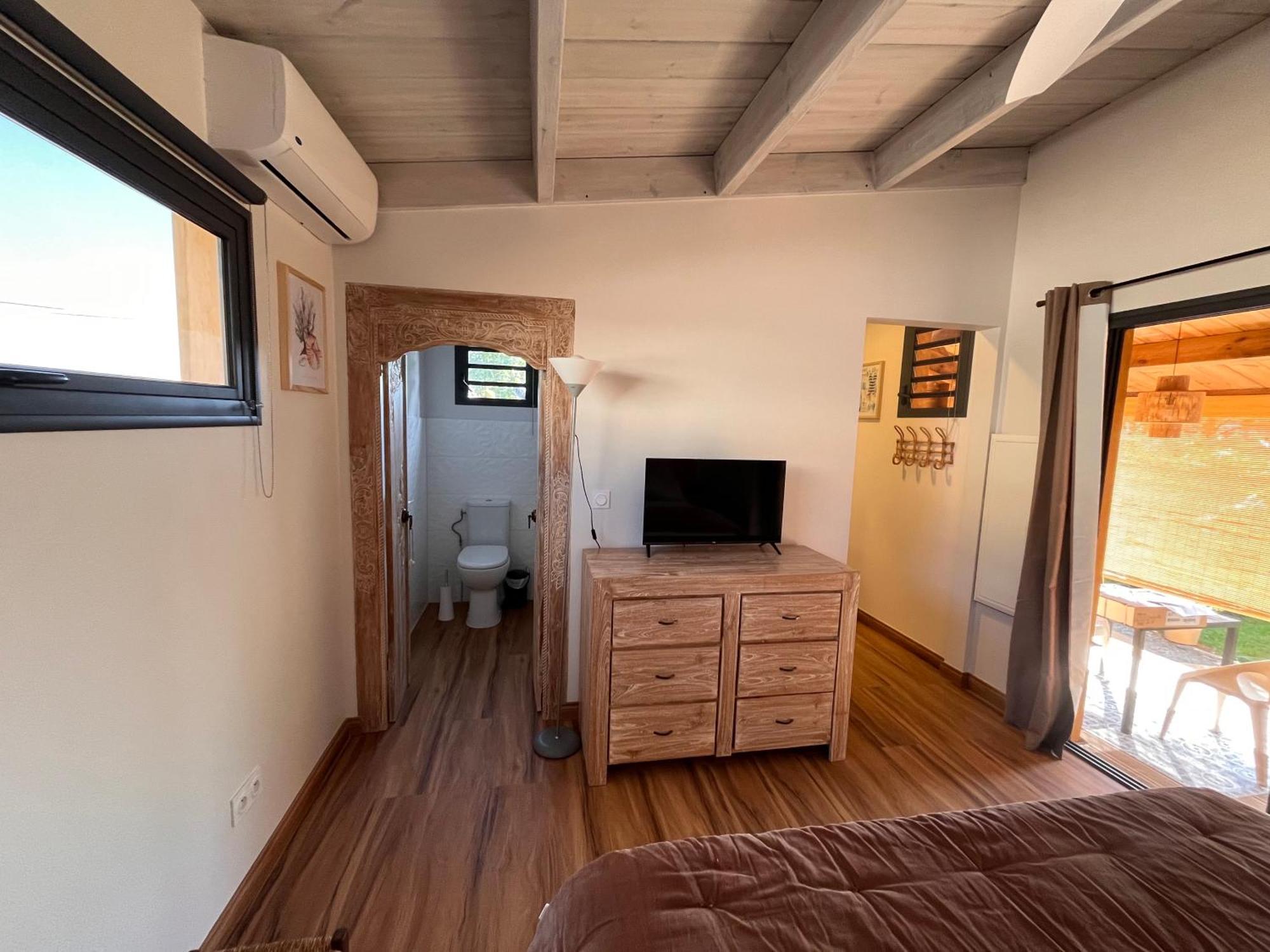 סן-לו Bungalow Leu Gadiamb מראה חיצוני תמונה